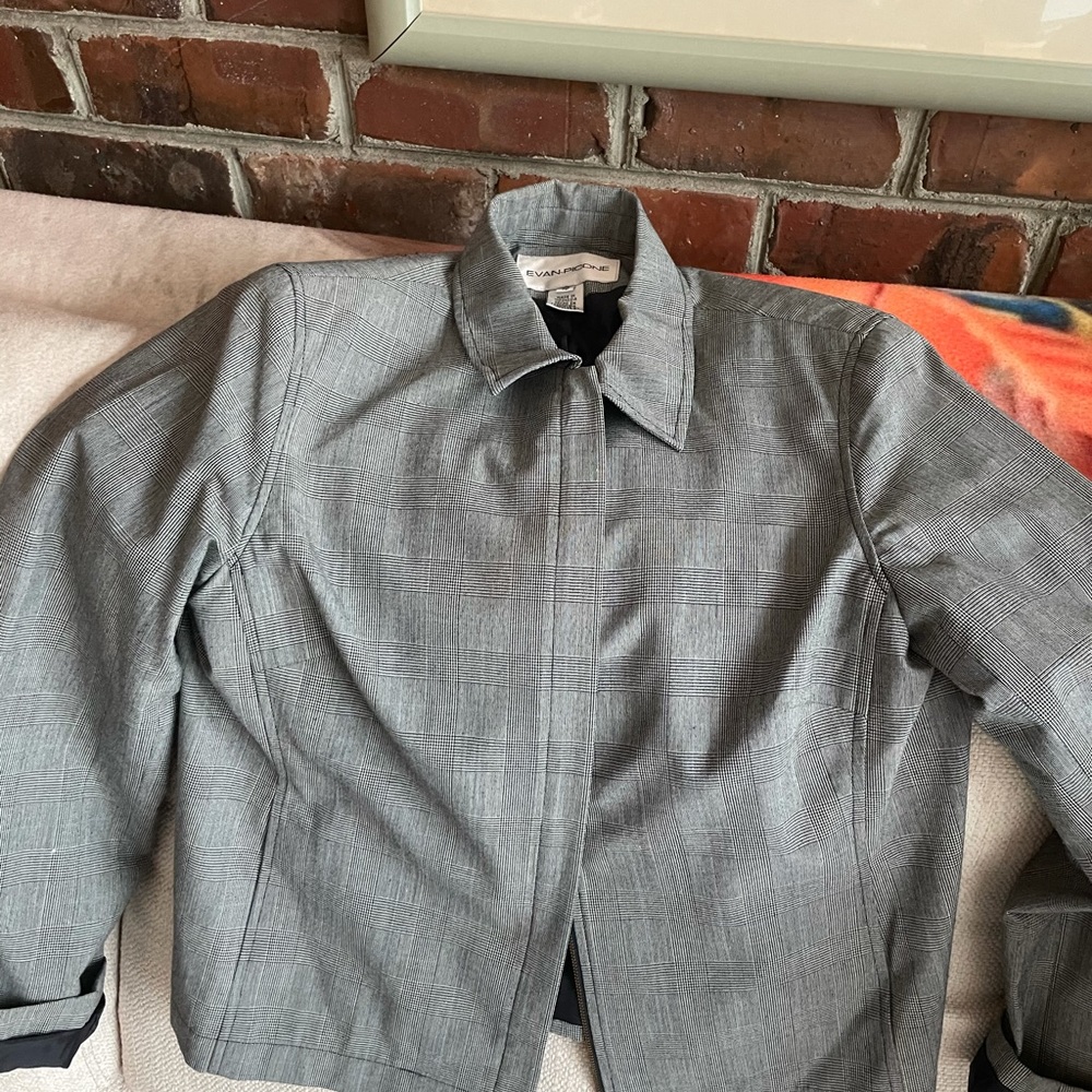 Jacket - Picture 2 of 2